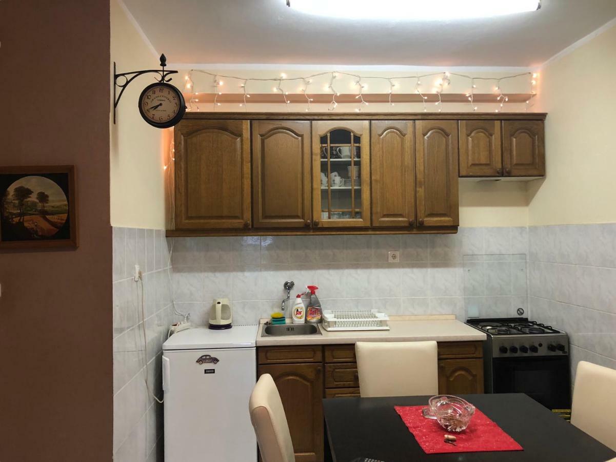 שיבניק Apartment Bura מראה חיצוני תמונה